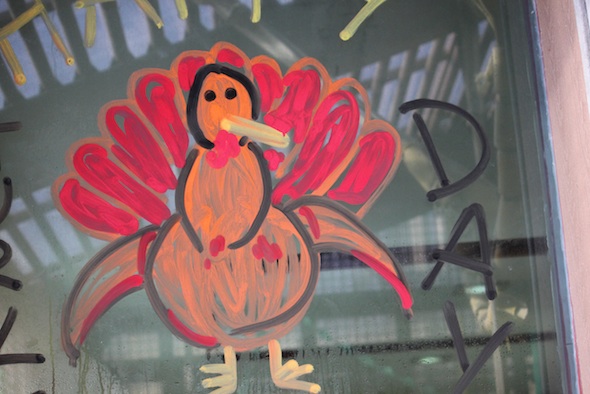 web_Thanksgiving_window_painting_by_volunteer_Sandra_GH_ek_IMG_6699
